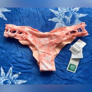 Rip Curl Juniors Sunland Booty Pant